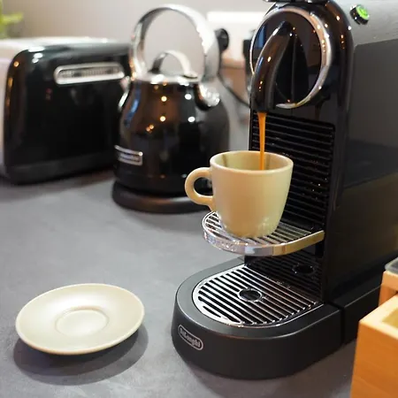 Design-apartment I Direkt Im Zentrum Von I Boxspring I Terrasse Mit Garten & Direktem Parkplatz I Boxspring I Nespresso Bad Krozingen